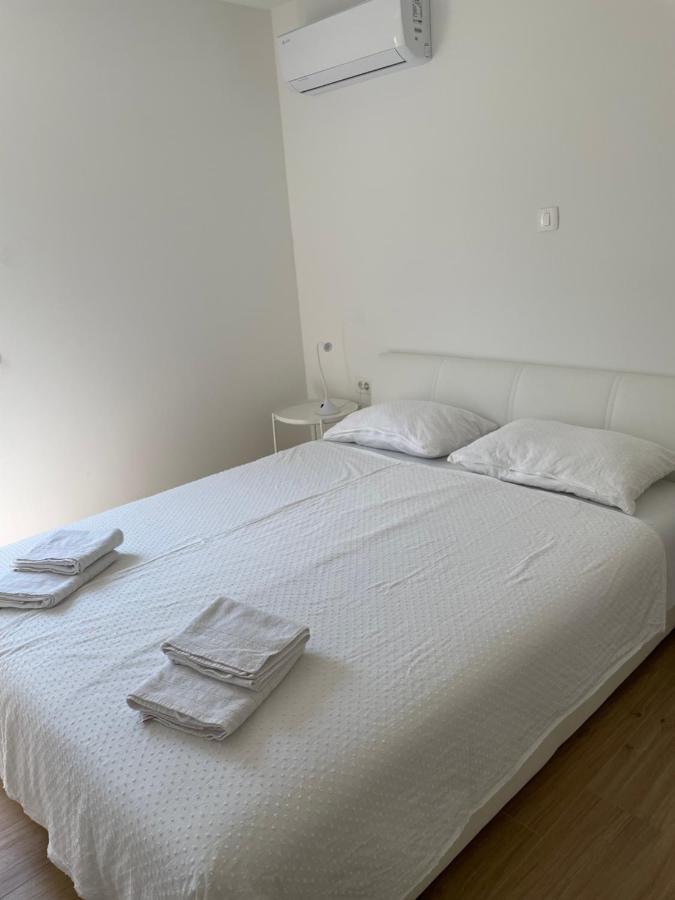 Galeria Apartment Подстрана Екстериор снимка