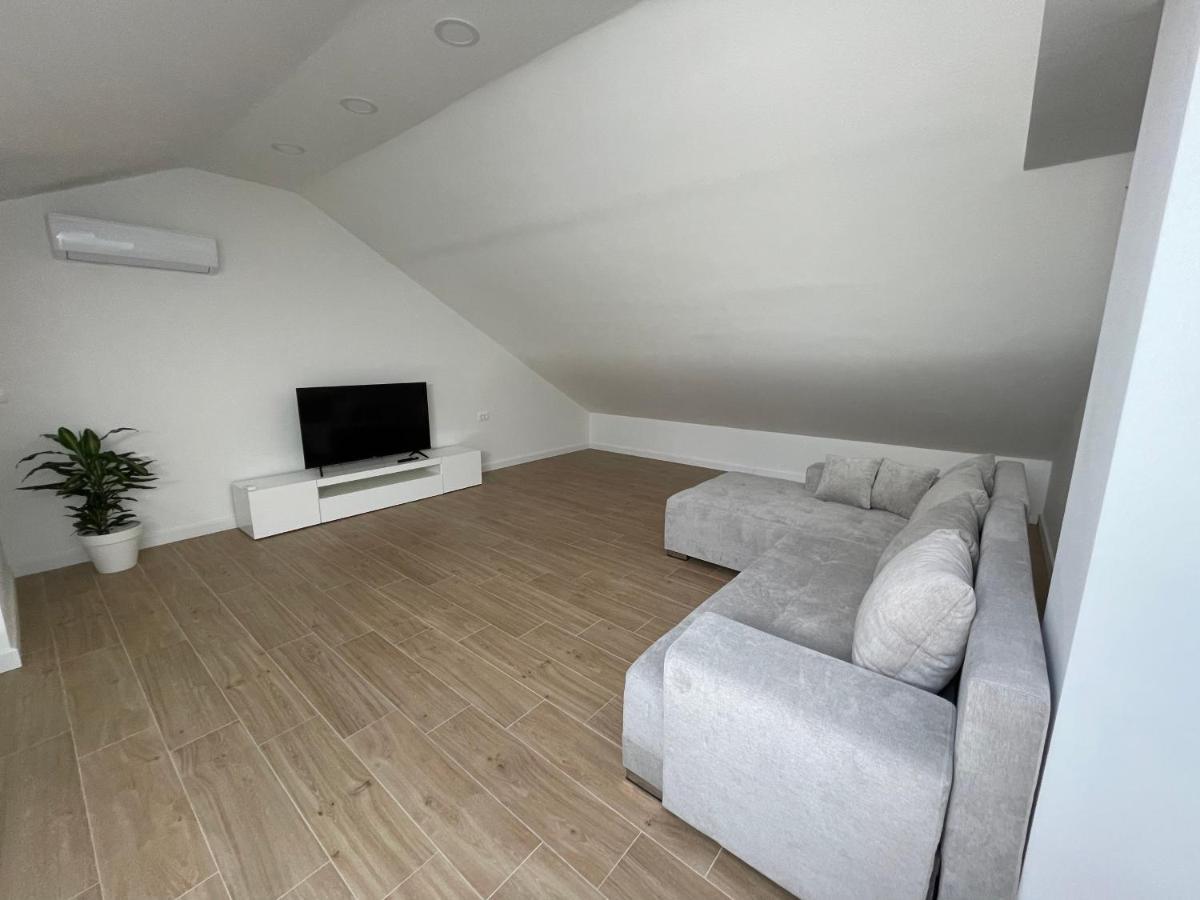 Galeria Apartment Подстрана Екстериор снимка